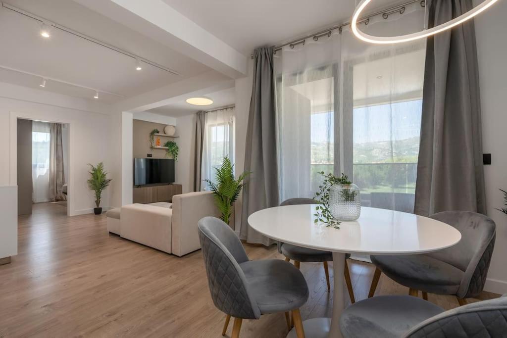מליני Villa 64 Apartment #3 מראה חיצוני תמונה