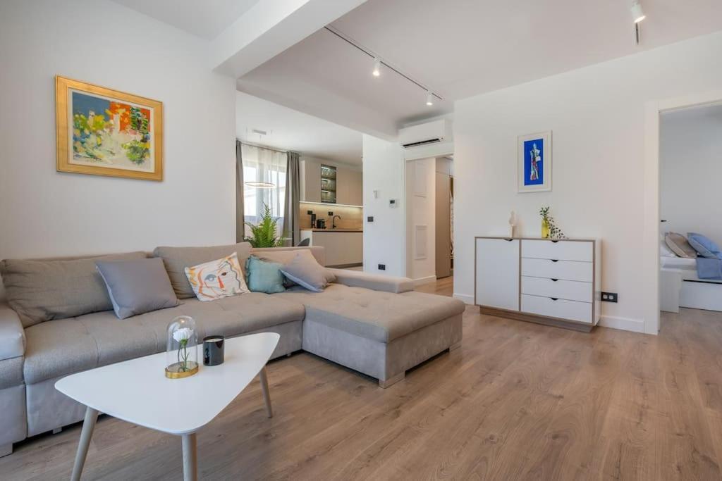 מליני Villa 64 Apartment #3 מראה חיצוני תמונה